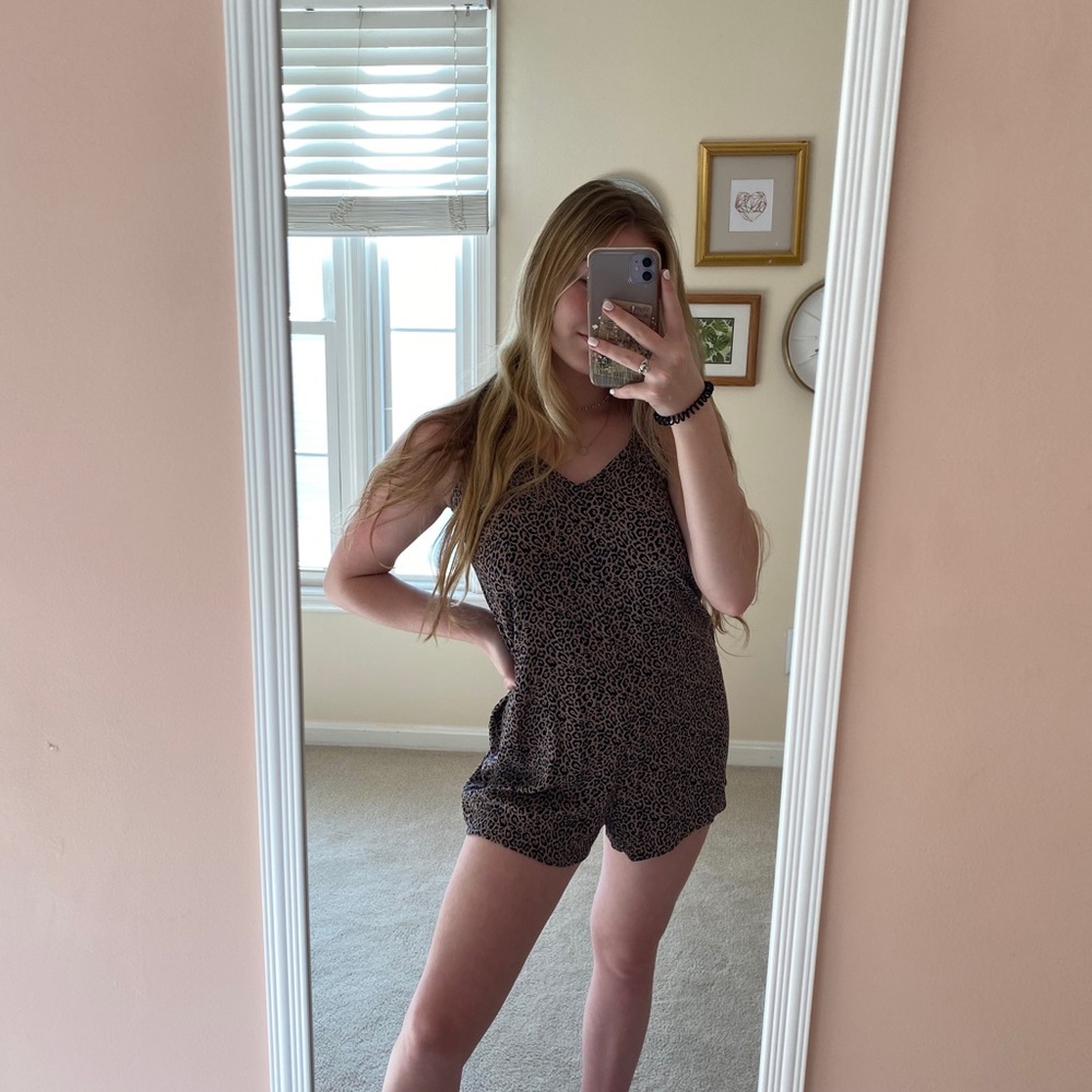 Romper - Picture 2 of 3